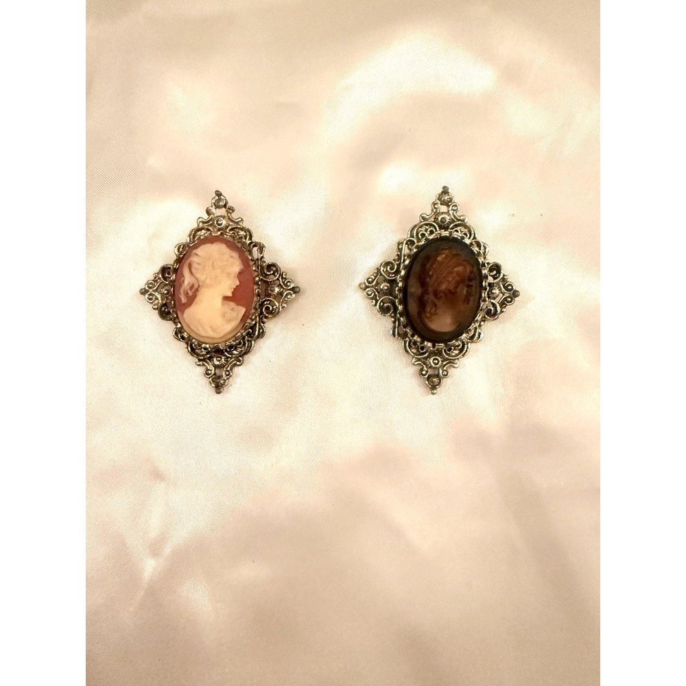 Vintage Gerry's CAMEO Brooch Pin Pendant Victorian Gold Tone Green